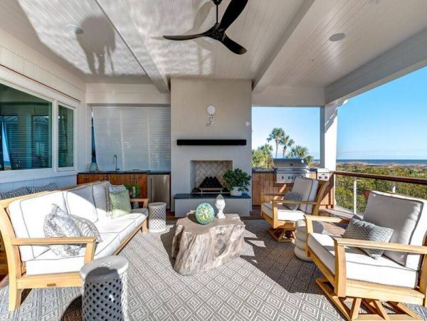Isle of Palms Six Bedroom Oceanfront Residence with Great Views