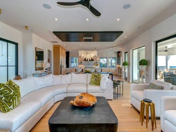 Isle of Palms Six Bedroom Oceanfront Residence with Great Views
