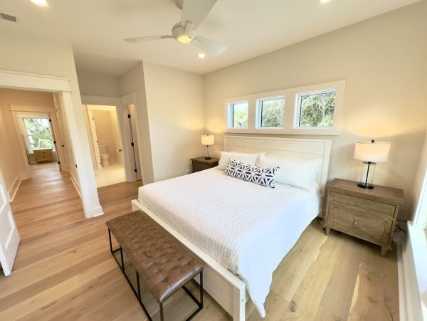 Isle of Palms 5 Bedroom Rental with Private Pool Sleeps 12