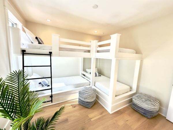 Isle of Palms 5 Bedroom Rental with Private Pool Sleeps 12