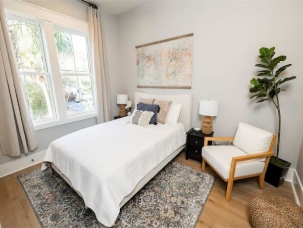 Isla of Palms 6 Bedroom Rental Private Pool & Spa Sleeps 14