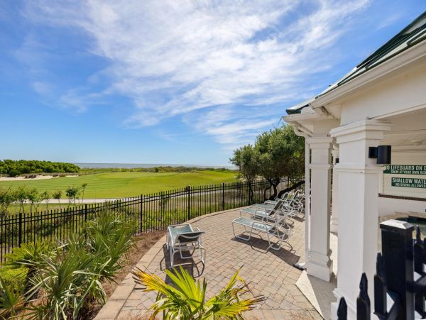 Isle of Palms Golf Course View 5 Bedroom Luxury Vacation Home