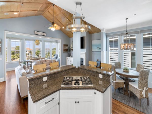 Isle of Palms Golf Course View 5 Bedroom Luxury Vacation Home