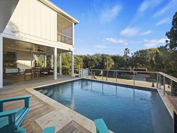 Beautiful Isle of Palms Vacation Pool Home Sleeps 14 Guests