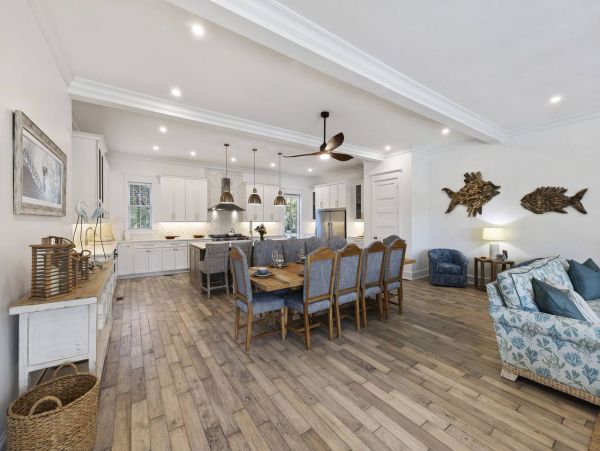 Beautiful Isle of Palms Vacation Pool Home Sleeps 14 Guests