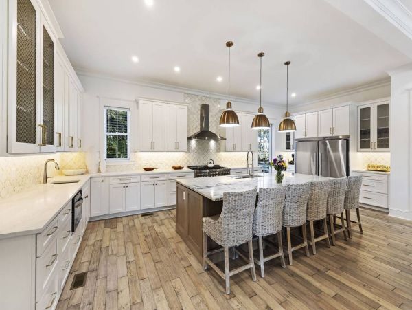 Beautiful Isle of Palms Vacation Pool Home Sleeps 14 Guests