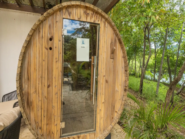 Las Catalinas Lovely 3 Bedroom Vacation Rental Sleeps 10