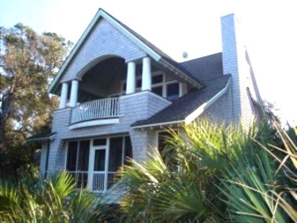 Four Bedroom Walk to Beach Vacation Rental in Bald Head Island