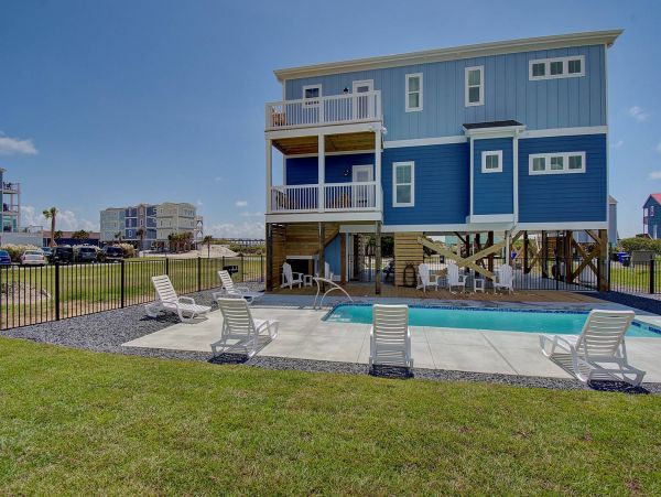 Bald Head Island Stunning Seven Bedroom Vacation Rental
