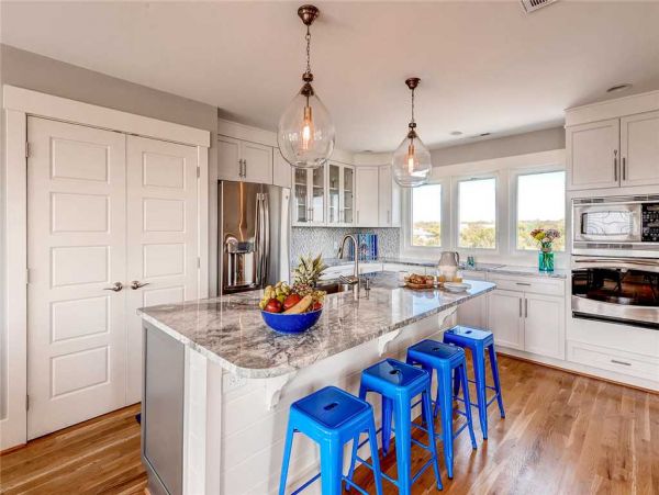 Bald Head Island Vacation Home 4 Bedrooms & Spacious Decks