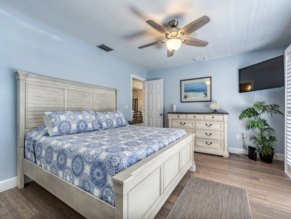 Waterside Beauty on Anna Maria Island