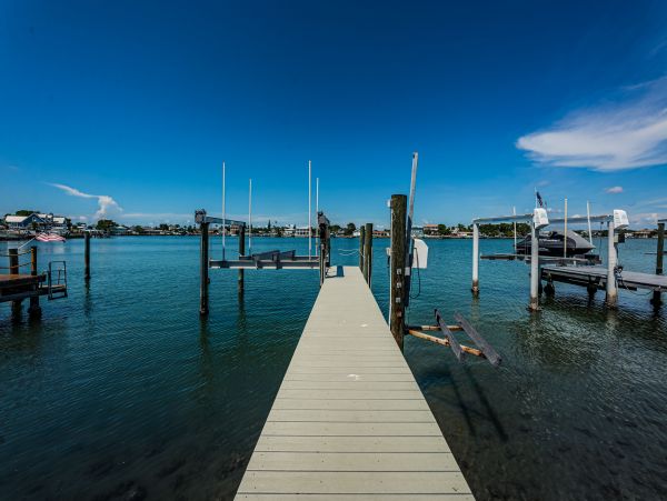 Bay Front Home With Private Pool For 9