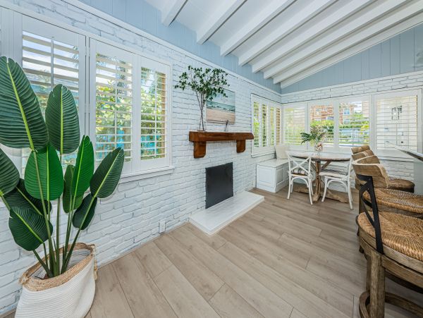 Bay Front Home With Private Pool For 9