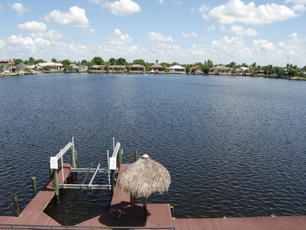 Stunning Cape Coral Luxury Residence Four Bedrooms