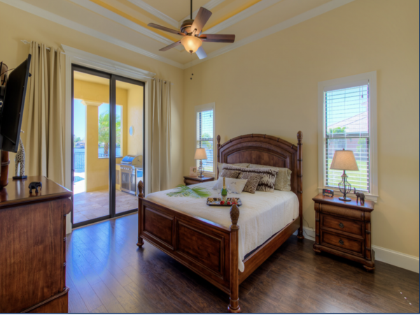 Stunning Cape Coral Luxury Residence Four Bedrooms