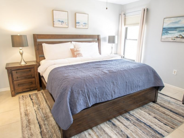 Charming Two Bedroom Condo in Clearwater Beach