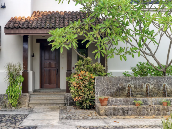 Spanish Hacienda with Three Bedroom in Hacienda Pinilla