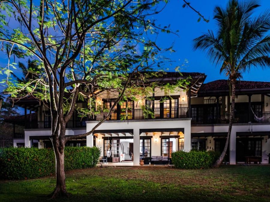 Spanish Hacienda with Three Bedroom in Hacienda Pinilla