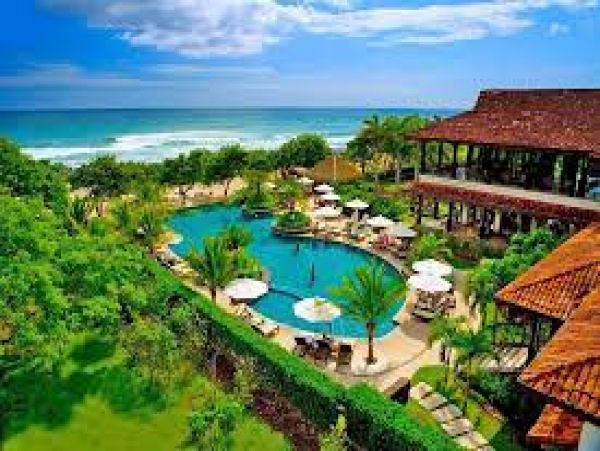 Spanish Hacienda with Three Bedroom in Hacienda Pinilla