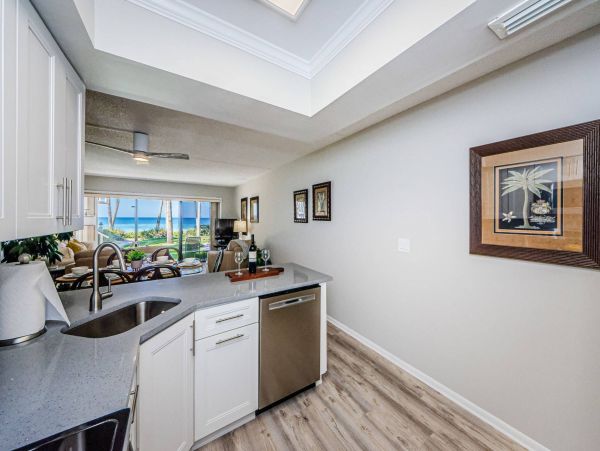 Belleair Beach Vacation Condo 3 Bedroom & Stunning Gulf views