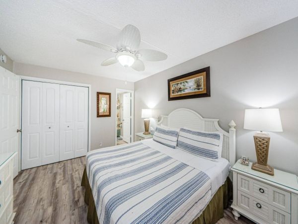 Belleair Beach Vacation Condo 3 Bedroom & Stunning Gulf views