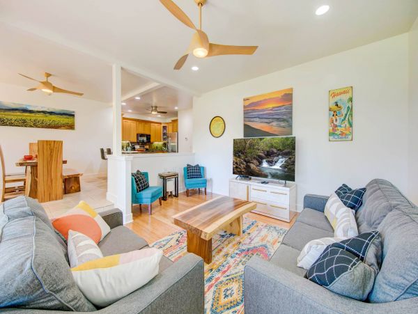 Poipu Vacation Condo 2 Bedroom 3 Swimming Pools & Jacuzzis