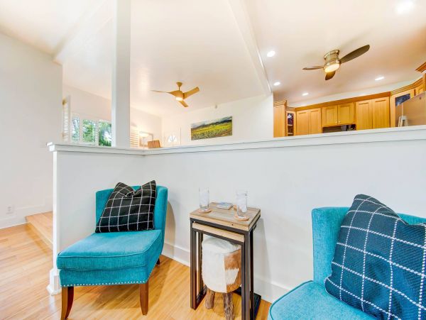 Poipu Vacation Condo 2 Bedroom 3 Swimming Pools & Jacuzzis