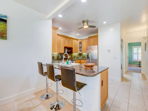 Poipu Vacation Condo 2 Bedroom 3 Swimming Pools & Jacuzzis