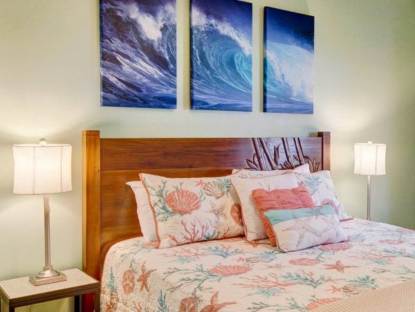 Poipu Vacation Condo 2 Bedroom 3 Swimming Pools & Jacuzzis