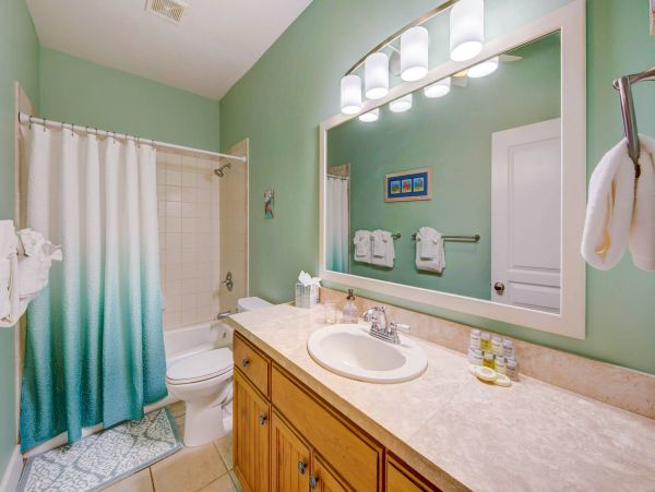 Poipu Vacation Condo 2 Bedroom 3 Swimming Pools & Jacuzzis