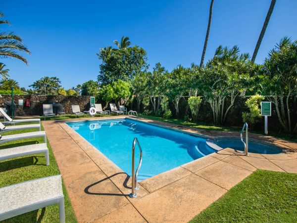 Poipu Vacation Condo 2 Bedroom 3 Swimming Pools & Jacuzzis