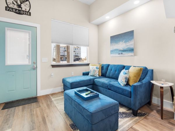 Navarre Vacation Home Steps to Beach Sleeps 20 Guests