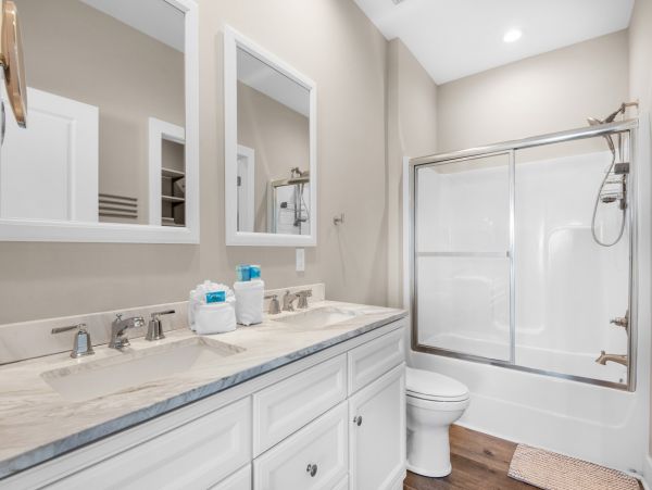 Navarre Vacation Home Steps to Beach Sleeps 20 Guests
