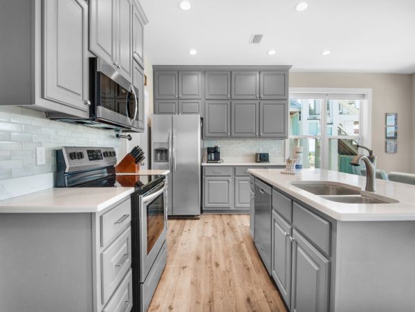 Navarre Vacation Home Steps to Beach Sleeps 20 Guests