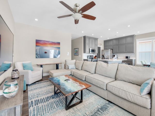 Navarre Vacation Home Steps to Beach Sleeps 20 Guests