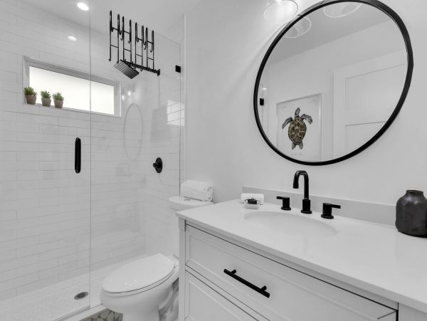 Naples Vacation Home 3 Bedrooms & High-End Swimming Pool