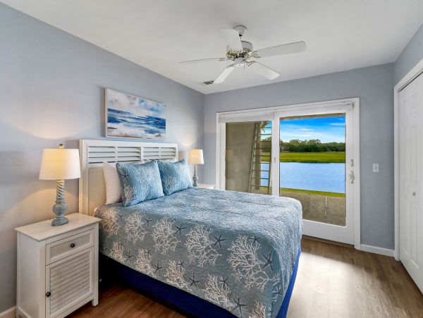 Hilton Head Beautiful Townhouse Sleeps Guests
