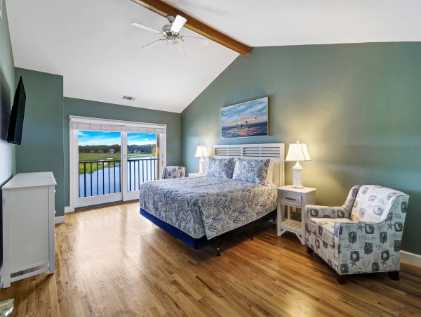 Hilton Head Beautiful Townhouse Sleeps Guests