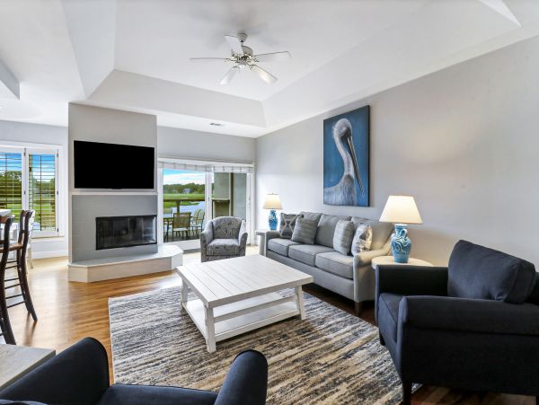 Hilton Head Beautiful Townhouse Sleeps Guests