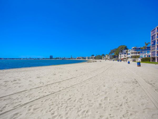 New Mission Beach Villa Great Rates