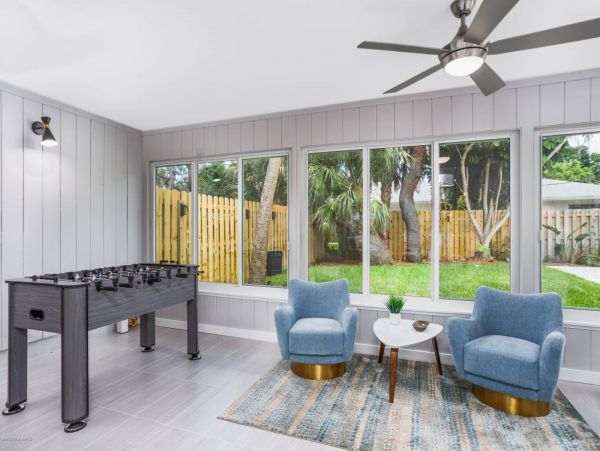 Beautiful Contemporary Home Fully Renovated with Saltwater Pool in Sarasota