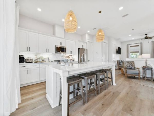 Panama City Beach Four Bedroom Vacation Rental with Captivating Vistas