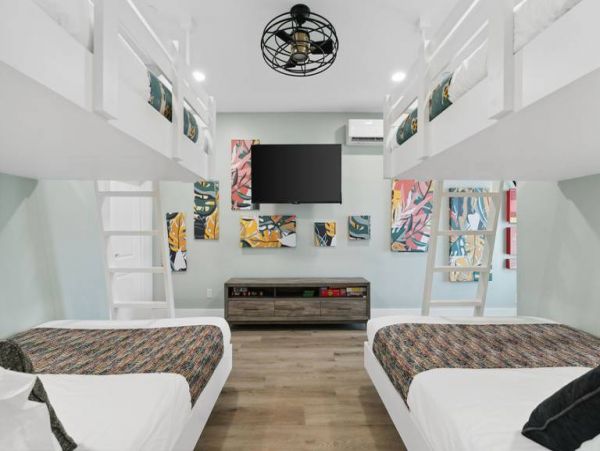 Panama City Beach Four Bedroom Vacation Rental with Captivating Vistas