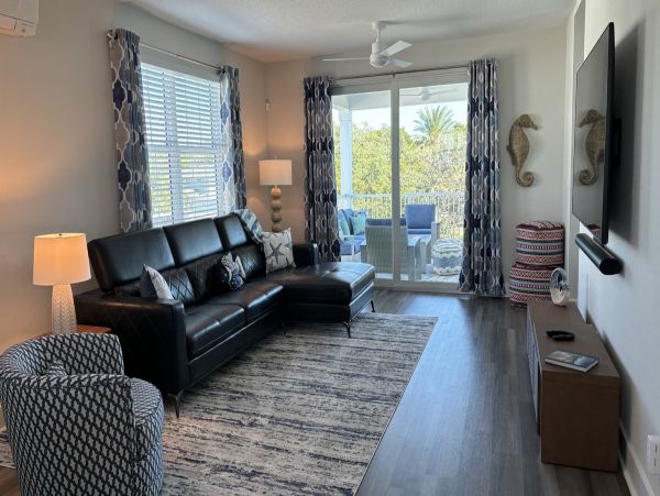Water Views Cortez Vacation Home Sleeps 8 Guests