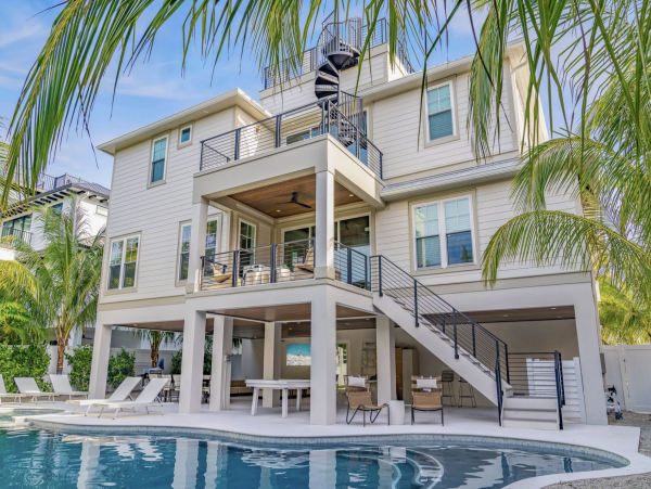 Lido Key Ten Bedroom Steps to  Beach Luxury Rental Walk to St. Armands Circle WOW!