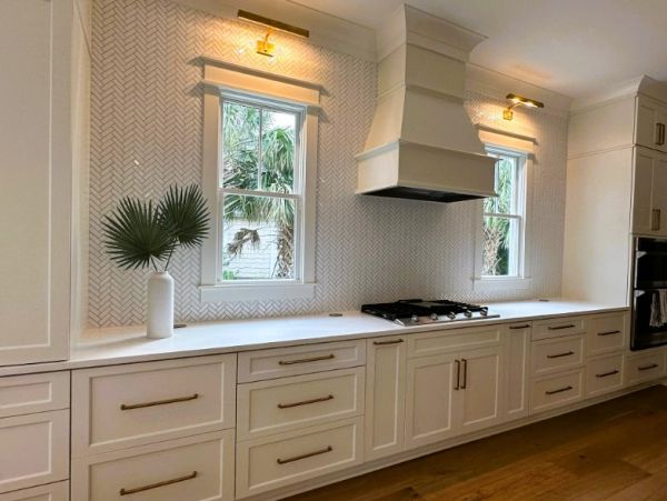 Five Bedroom Isle of Palms Vacation Pool Home Walk to Beach