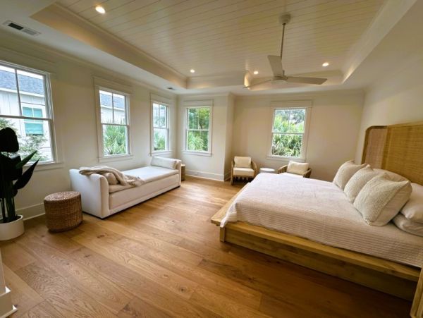 Five Bedroom Isle of Palms Vacation Pool Home Walk to Beach