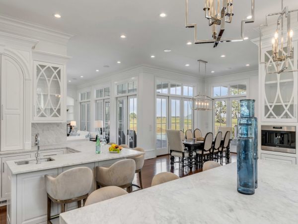 Magnificent Seven Bedroom Estate on the Idyllic Isle of Palms