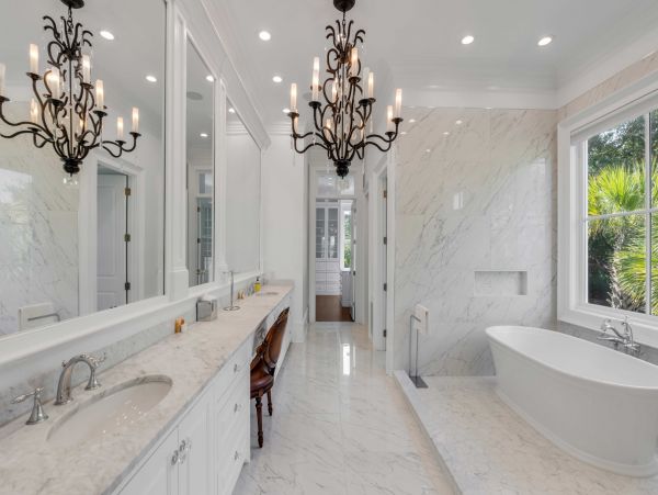 Magnificent Seven Bedroom Estate on the Idyllic Isle of Palms