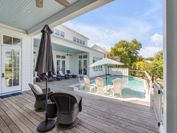 Magnificent Seven Bedroom Estate on the Idyllic Isle of Palms